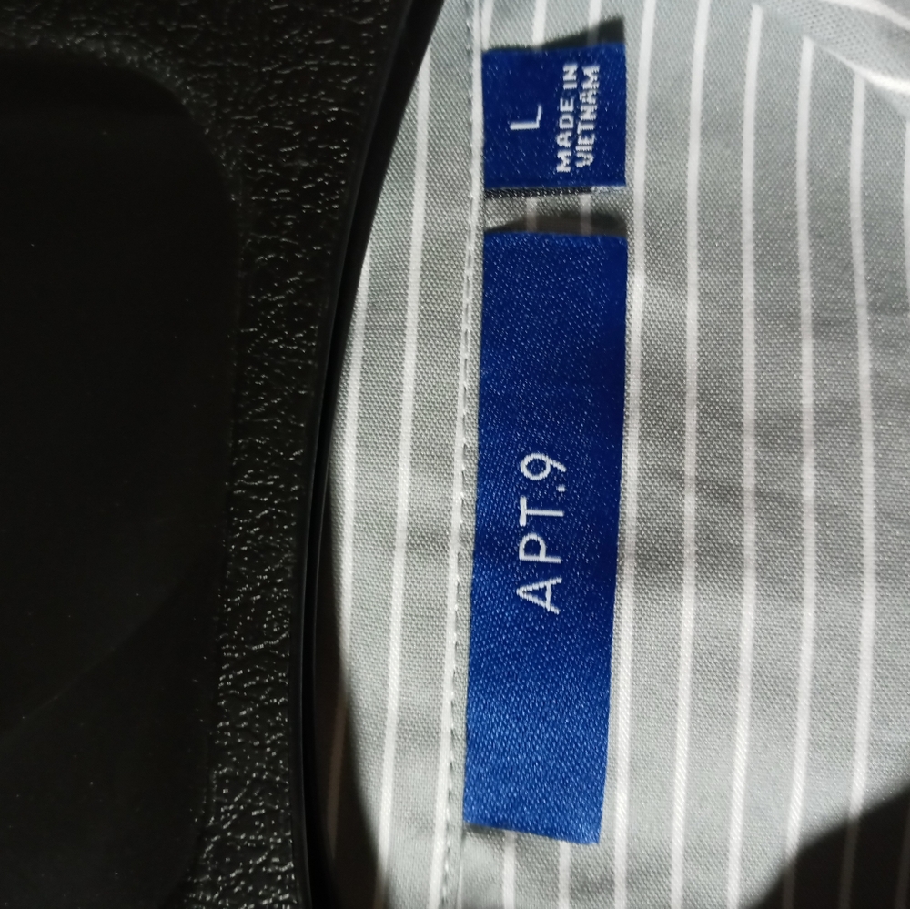 Apt 9 Button Down Top - Picture 8 of 10